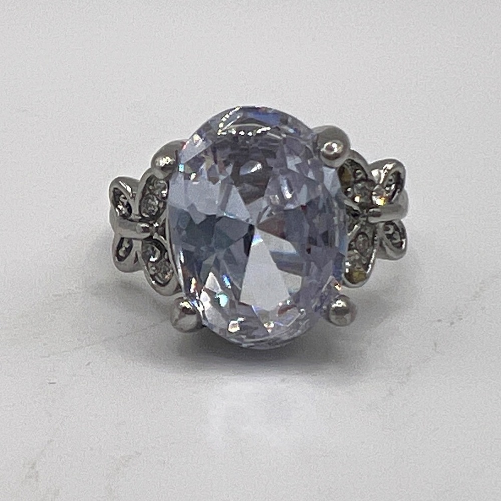 Silver Tone Butterfly Ring‎ Light Blue Crystal Oval Stone Size 7